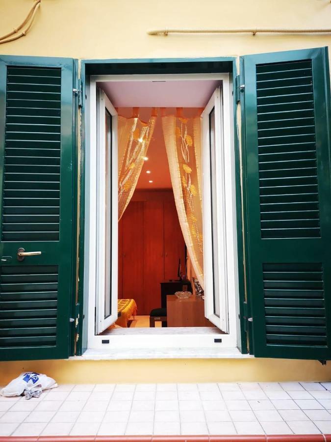 Charming Vomero Apartment Naples Exterior photo